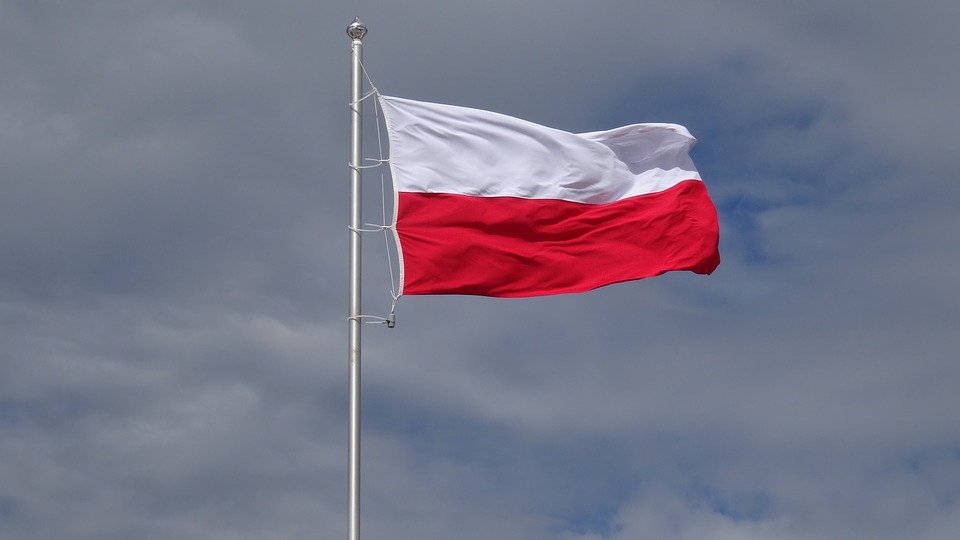Read more about the article Do Polski płyną życzenia i gratulacje z całego świata. Przysłali je m.in. Donald Trump, Królowa Elżbieta II i Emmanuel Macron